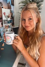 Lade das Bild in den Galerie-Viewer, STUDY NOW TASSE
